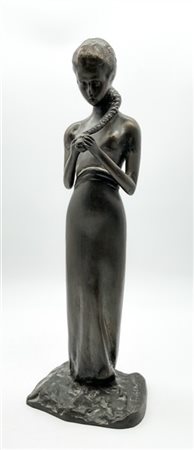 Da Paolo Troubetzkoy,

"Treccina" 
scultura in bronzo 
firmata alla base (difet