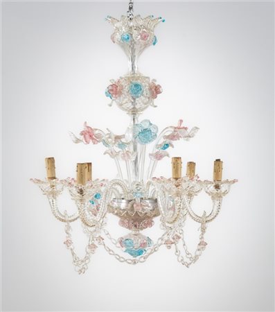 Manifattura di Murano. Lampadario a sei luci in vetro incolore, bracci mossi de