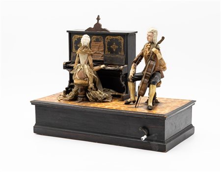 Automa musicale composto da pianista e violoncellista in legno e altri material