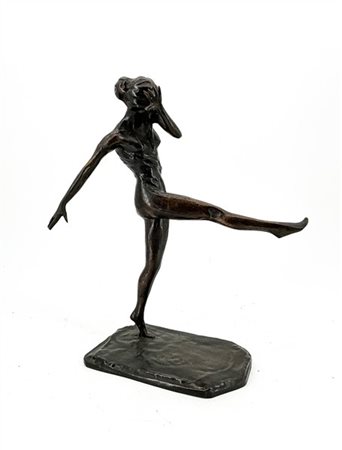 da Paolo Troubetzkoy

"Ballerina (Isadora Duncan)" 
scultura in bronzo (cm 35x2