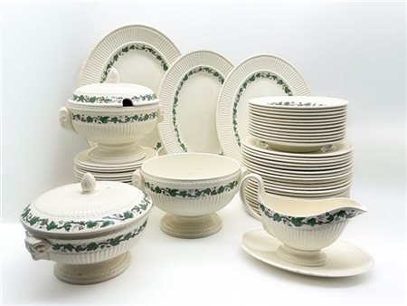 Manifattura di Wedgwood, modello Stratford collezione Edme. Parte di servizio p