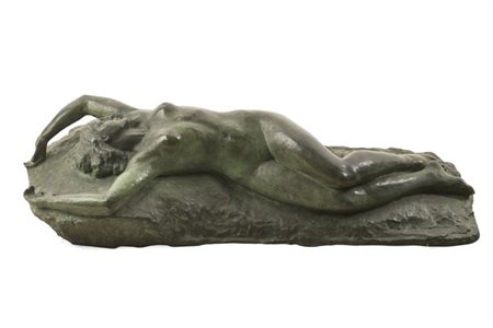 EDOARDO RUBINO "Nudo" 
scultura in bronzo a patina verde (cm 18x86)
firmata alla
