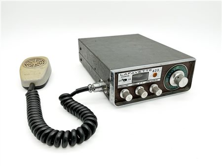 Lafayette Radio Electronics Ricetrasmittente modello HB625A. Giappone, anni '60