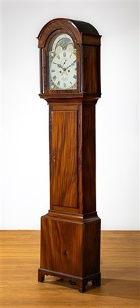 Rogers Romsers
Orologio a cassalunga in mogano con quadrante dipinto a numeri r