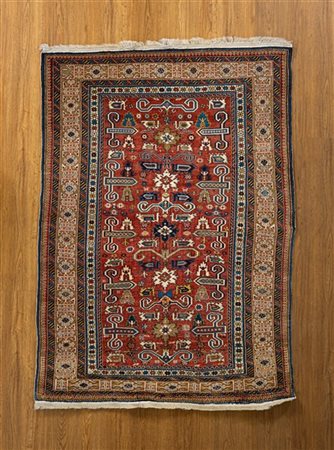 Tappeto Shirwan Perepedil, Caucaso, inizio secolo XX. Decoro con forbici, anima