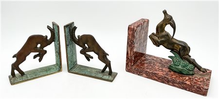 Lotto composto da coppia di fermalibri in bronzo a forma di stambecco (cm 12x12