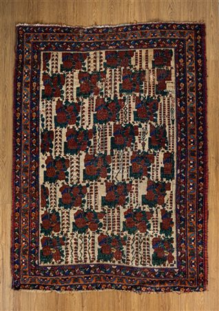 Tappeto Bachtiari, Persia, inizio secolo XX. Decoro all over con mazzi di rose