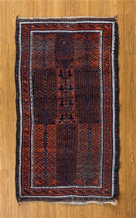 Tappeto Beluchistan, Persia, fine secolo XIX. Decoro con file di Alberi della V