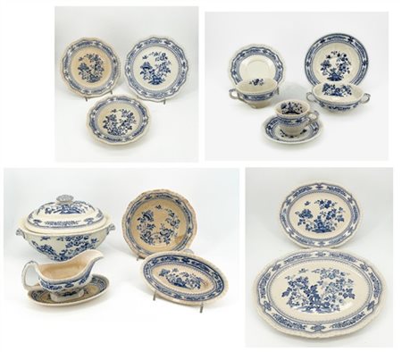 Manifattura inglese Mason's. Parte di servizio di piatti in ceramica modello Ma