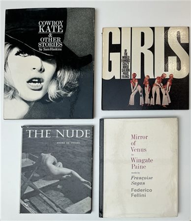 Lotto composto da quattro volumi di soggetto erotico:
"Girls of the world famou