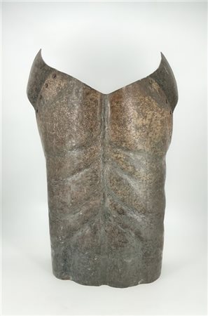 JEAN CLAUDE SAUDOYEZ "Armatura" 
scultura in bronzo
cm 57x41 (lievi difetti)

Pr