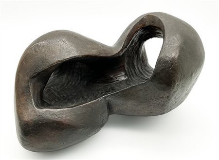 Vittorio Tavernari "Forma orizzontale" 1950
scultura in bronzo
cm 16,5x29x15
fir