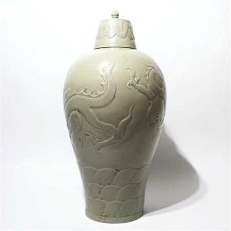Grande vaso cinese con coperchio
