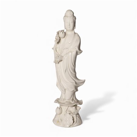 Figura orientale in ceramica smaltata bianca