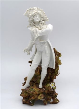 Grande statuetta in bisquit e porcellana policroma in stile Capodimonte