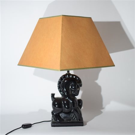 Lampada da tavolo con base a forma di cavallo vintage