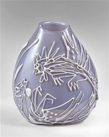 Ermanno Nason (Attribuito)
Vaso in vetro incamiciato opalescente con decoro appl