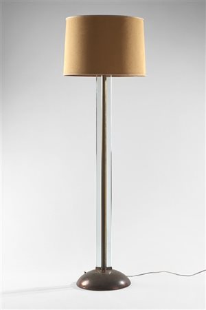Lampada da terra in ottone e cristallo molato di forte spessore, con paralume i