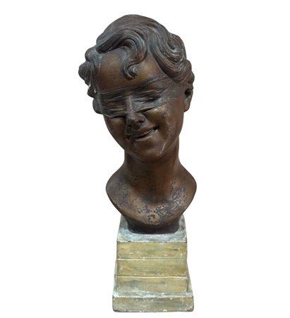 Scultura in terracotta, raffigurante Figura bendata. Dimensioni: h45x13x13...