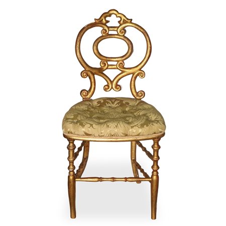Sedia in legno dorato con tappezzeria damascata nello stile di Chiavari , Early 20° secolo