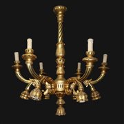 Lampadario in legno dorato