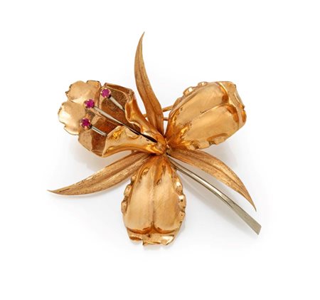  
Spilla a fiore in oro e pietre rosse 
 cm 7 x 5