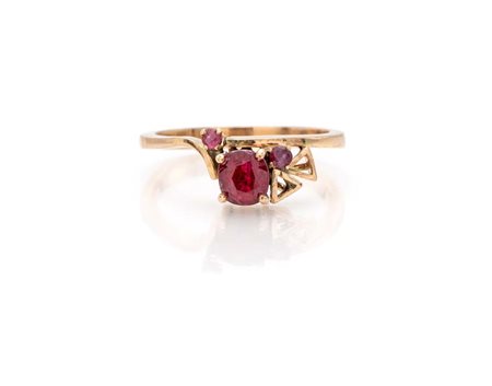  
Anello in oro e rubini 
 Misura 14