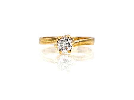  
Anello in oro e brillante solitario 
 Misura 11
