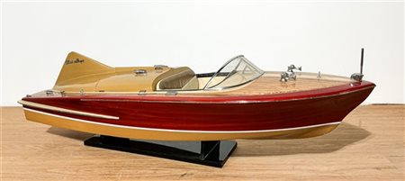 Chris Craft. Modello di scafo ''Indy Bassani'' in legno, pelle e metallo, su ba