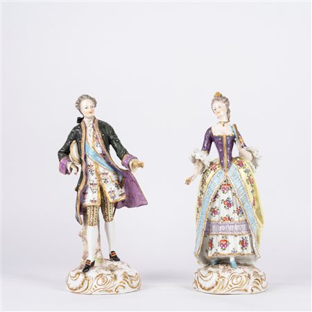 Coppia di sculture in porcellana policroma raffiguranti damina e gentiluomo, Meissen secolo XIX