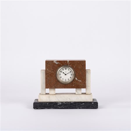 Orologio da tavolo in marmo nero, rosso e bianco, anni '30 del Novecento