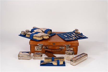 Set da toeletta in argento 900, Grassi Napoli
