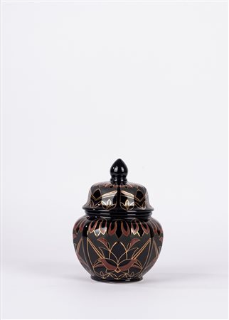 Piccola potiche in ceramica smaltata con motivi decò
