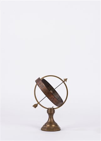 Piccolo astrolabio in ottone
