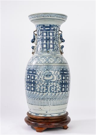 Vaso in porcellana bianca e blu, Cina fine secolo XIX – inizi XX