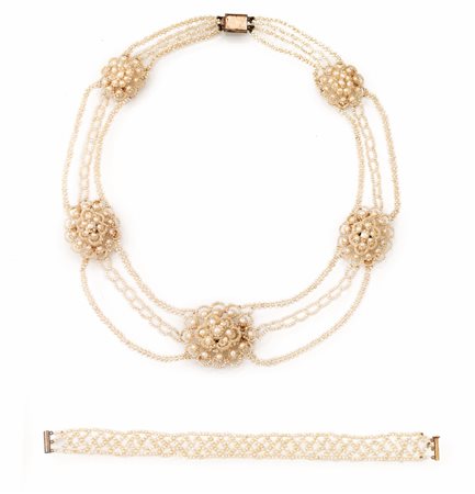 DEMI-PARURE,FINE SEC XX, IN ORO A BASSO TITOLO, MICROPERLE E DIAMANTI...