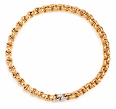 COLLANA IN ORO GIALLO, ORO BIANCO E DIAMANTIrealizzata ad anelli...