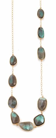 LUNGA COLLANA IN ORO GIALLO E LABRADORITIrealizzata ad una fila di...