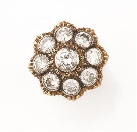 ANELLO, BUCCELLATI, IN ORO GIALLO, ORO BIANCO E DIAMANTIdisegnato come una...