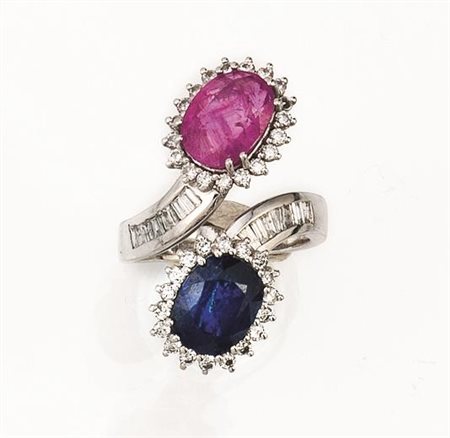 ANELLO IN ORO BIANCO, ZAFFIRO ROSA, ZAFFIRO BLU E DIAMANTIcon montatura...