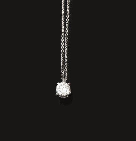 CATENINA IN ORO BIANCO CON CIONDOLO PUNTO LUCEbrillante di 1.01 ct, purezza...