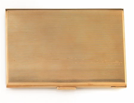 SCATOLA PORTASIGARETTE IN ORO GIALLOdi forma rettangolare realizzata&nbsp;...