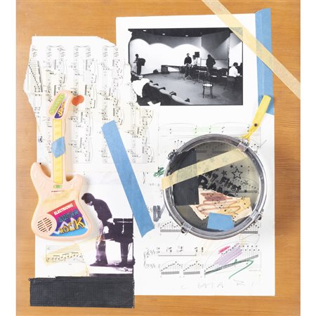 Giuseppe Chiari (Firenze 1926 - 2007) "My first band" 2001 53x48x11,5 cm....