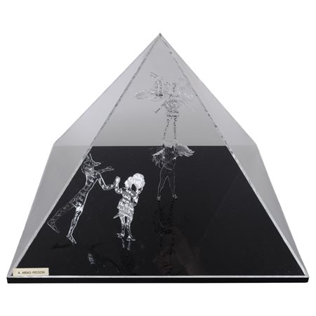 Alan Arias-Misson (Bruxelles 1936) "Pyramid Extasy Exercises" 1996 34x48x48...
