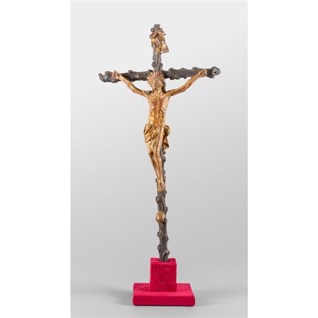 Cristo, scultura in legno intagliato, <br>Alto 