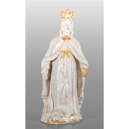 La Madonna della Misericordia, grande scultura in 