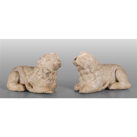 Leoni, coppia di sculture in marmo, sec.XVI 