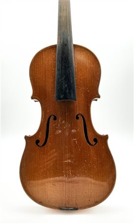Violino ¾ della scuola di Mirecourt, 1910-20 c.
Fondo in due pezzi con marezzat