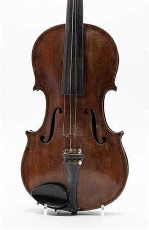 Violino della scuola di Mirecourt, 1910-20 c.
Fondo in due pezzi riverniciato e