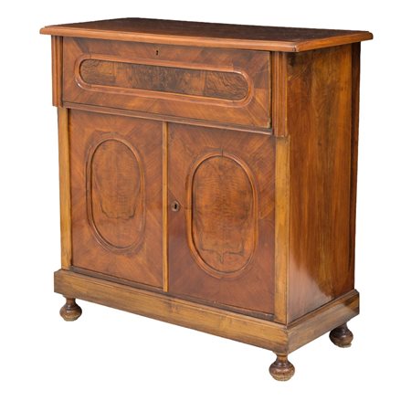 MANIFATTURA AUSTRIACA DEL XIX SECOLO, Credenza